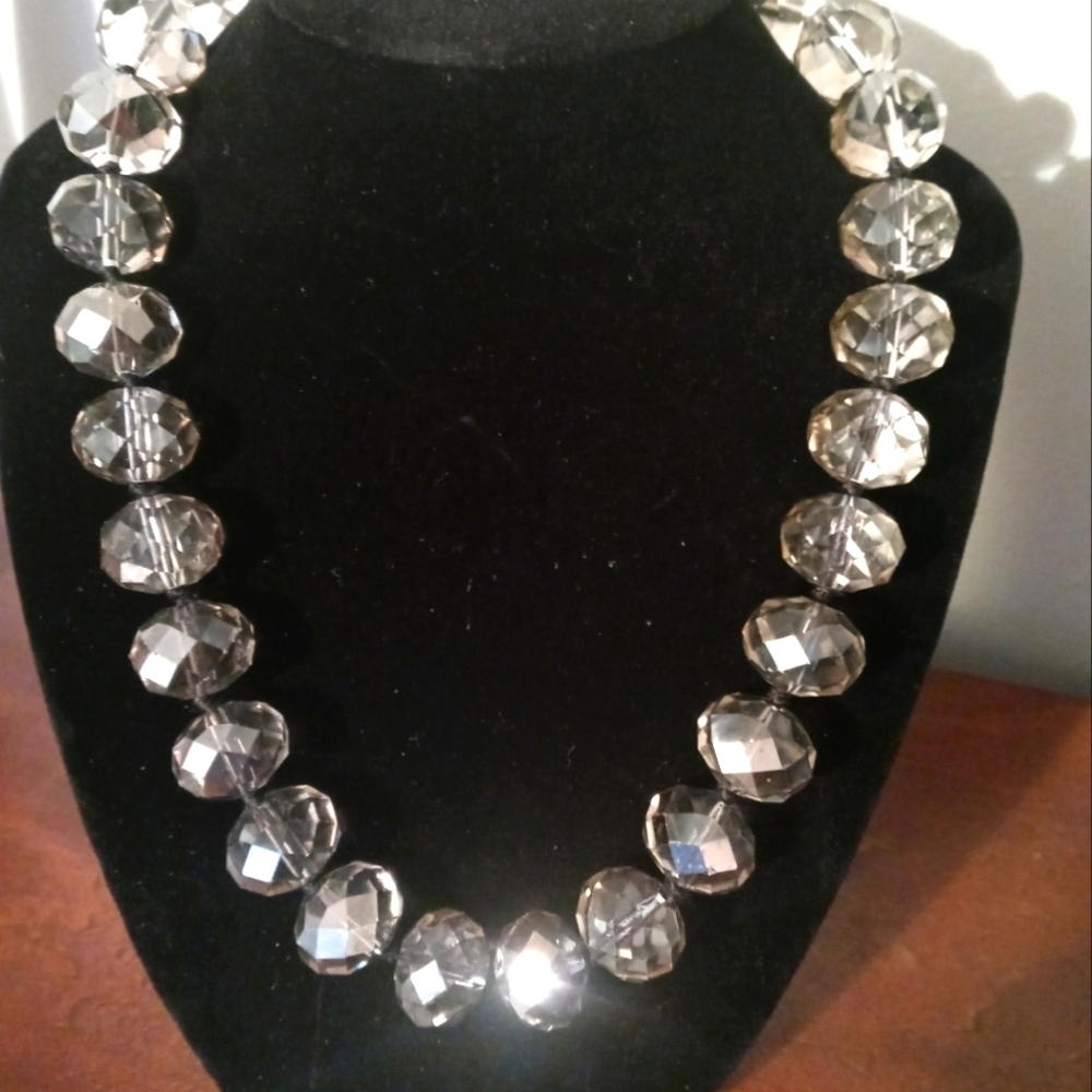 Brand new beautiful Gray Crystal clear heavy duty 9 in necklace